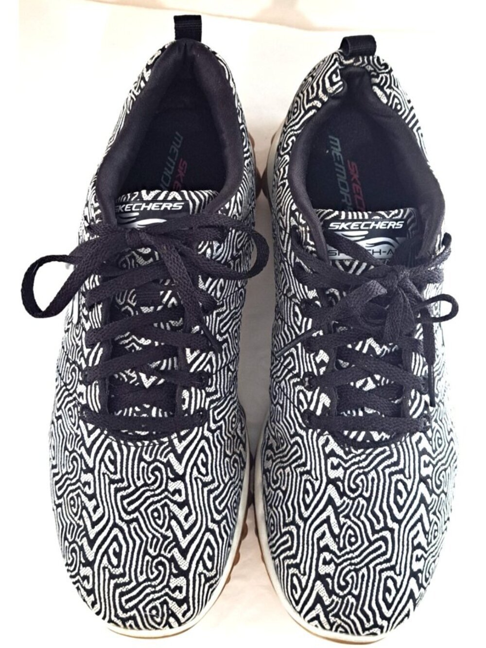Skechers Skech-Air Women's 9 Black White 12214 Low Top Sneakers - Picture 2 of 10